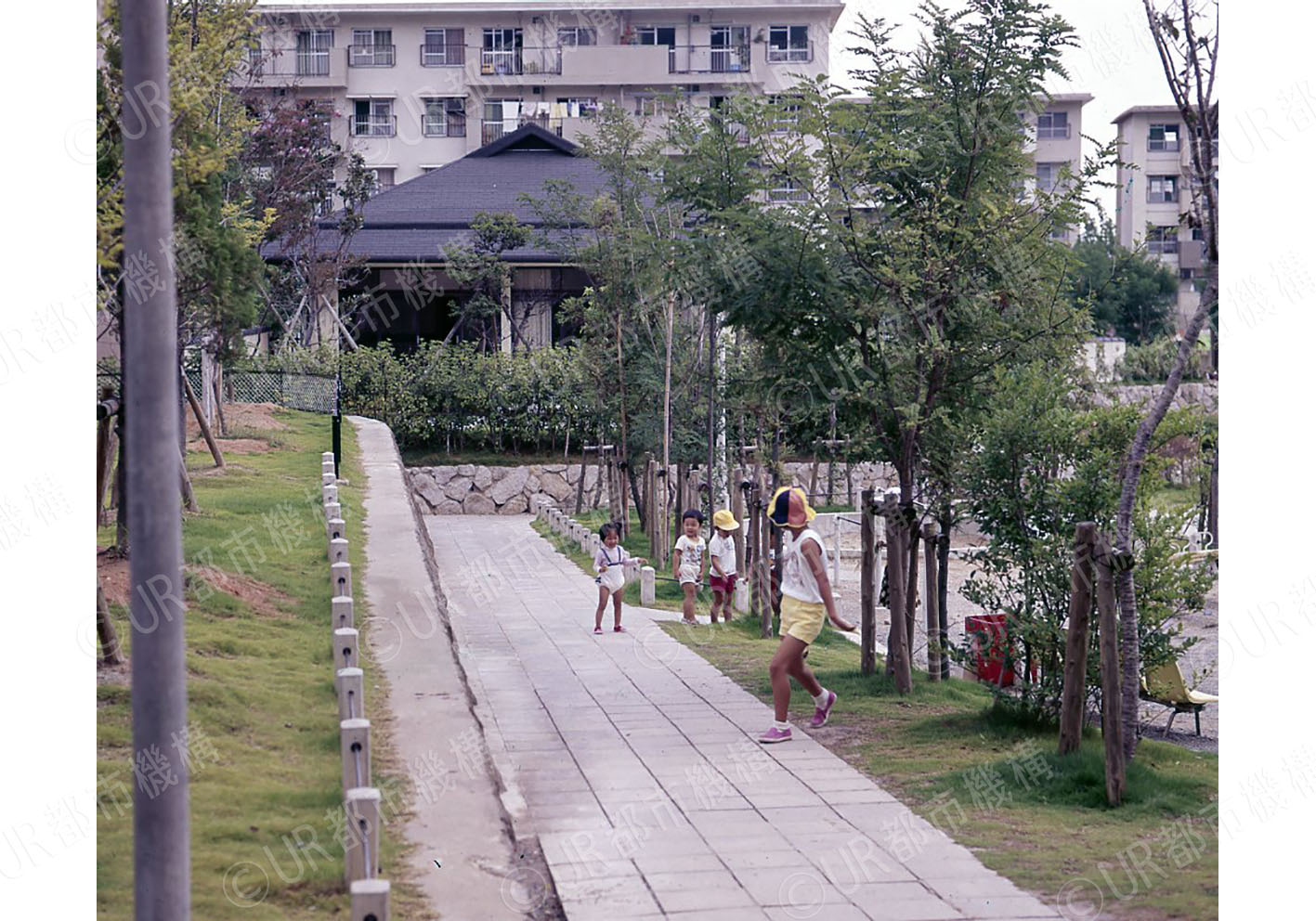 団地内通路