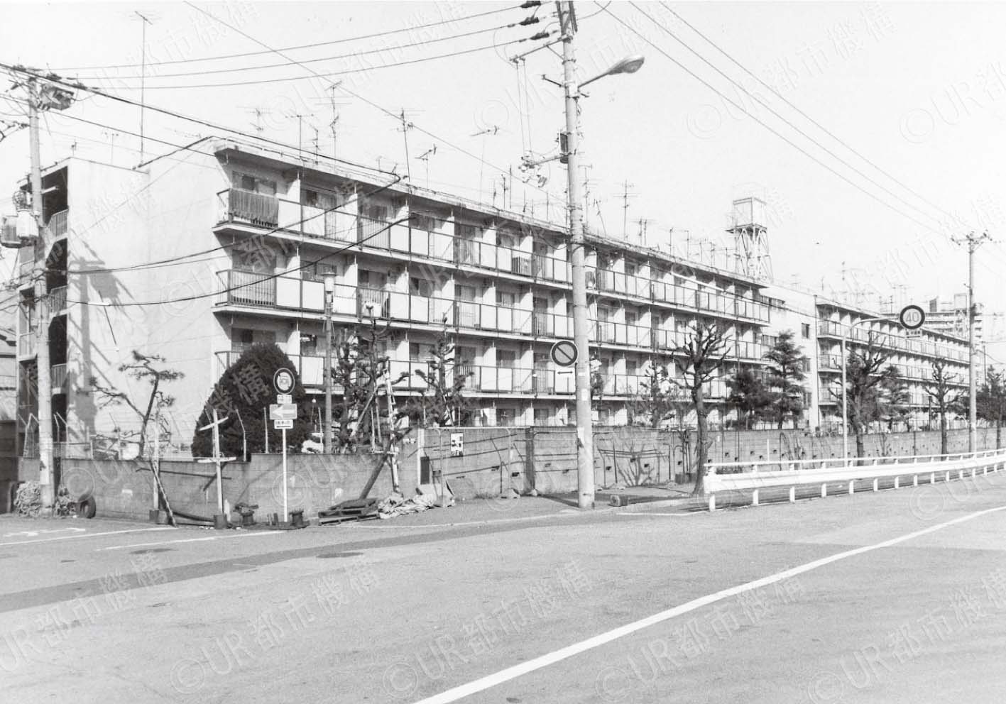 団地外観