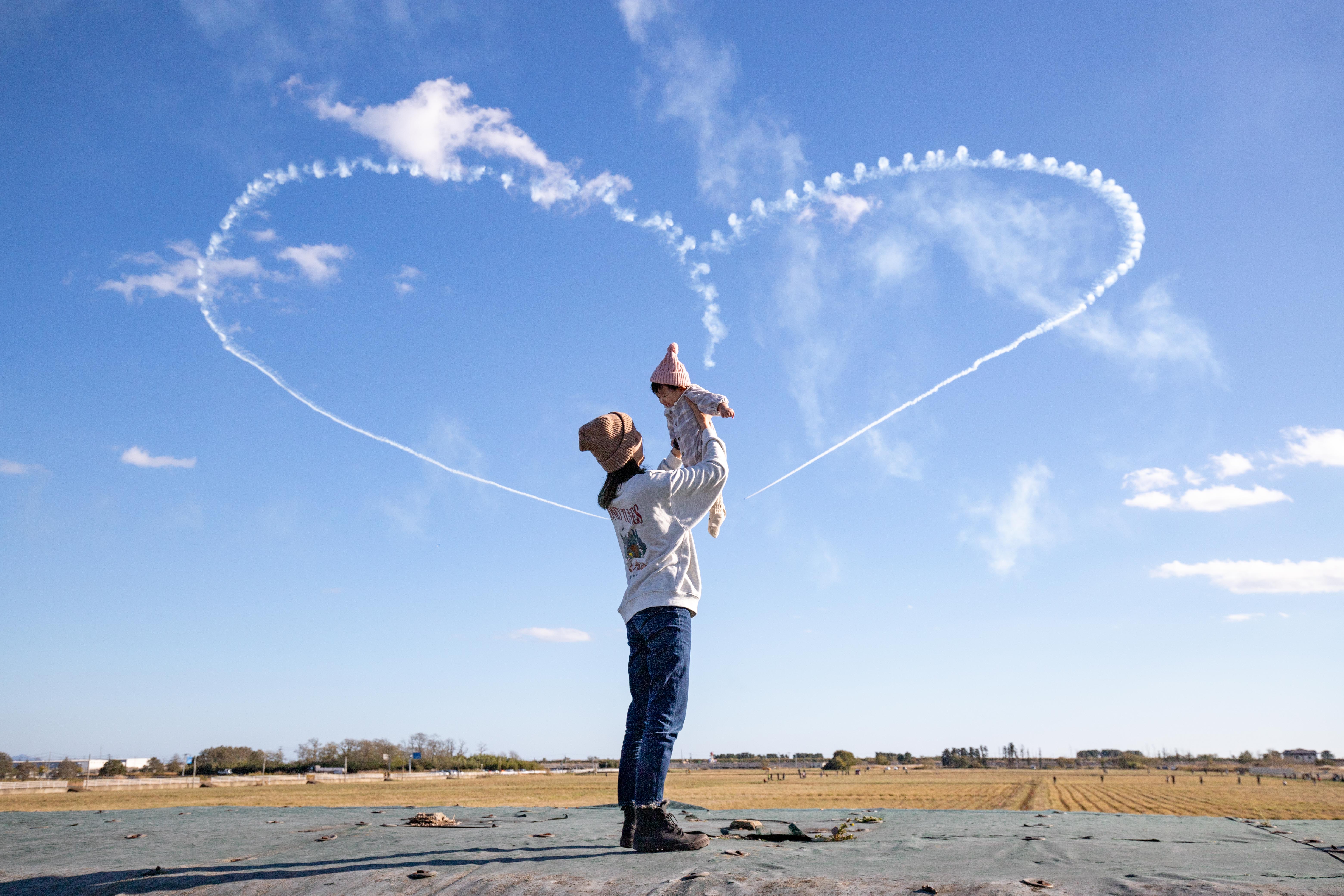 空に描く愛のかたち