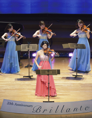 20th Anniversary　高嶋ちさ子 12人のヴァイオリニスト「Brillante」（10/10サントリーホール）。