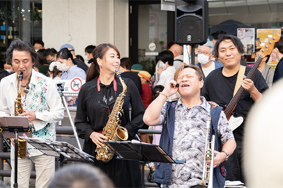 地元ミュージシャンたちのライブ