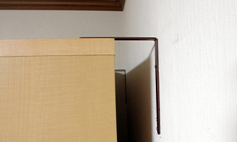 L字金具の写真