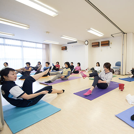 スポーツクラブとURが強力タッグ！住民の元気と若さをサポートする「健康増進イベント」イメージ画像