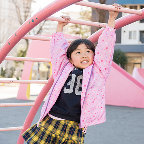 パークマイスターが考案！子どもの運動能力を伸ばす「団地エクササイズ」②～うんてい～イメージ画像