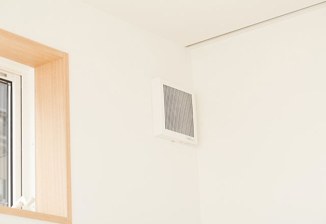 給気口とは 室内の空気環境をクリーンに保つ換気設備の使い方 くらしのカレッジ ｕｒ賃貸住宅