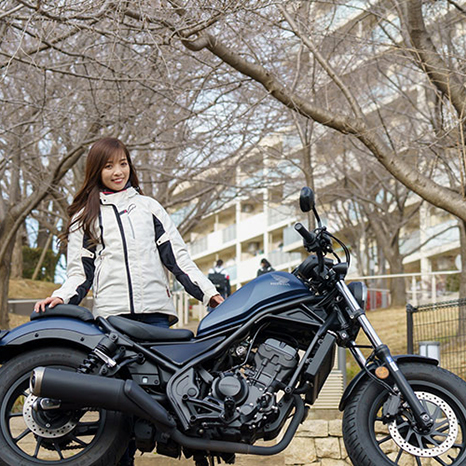 人気YouTuber・RurikoさんがバイクでURへ！オンもオフも充実する部屋を紹介&埼玉県川口市をツーリング【団地インプレッション動画】イメージ画像