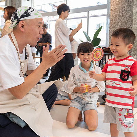 地域を頼りながら子育てしよう！パパ・ママを助ける新しいだんらんの場「COやね（こやね）」イメージ画像
