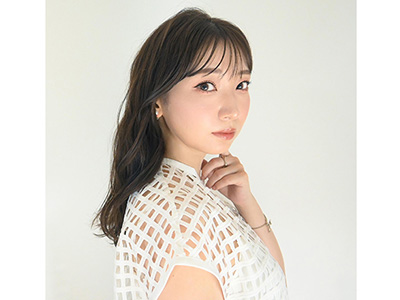 井上 麻里奈さん写真