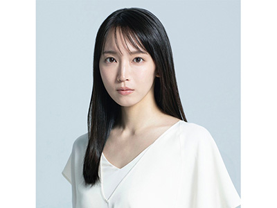 吉岡里帆さん 写真