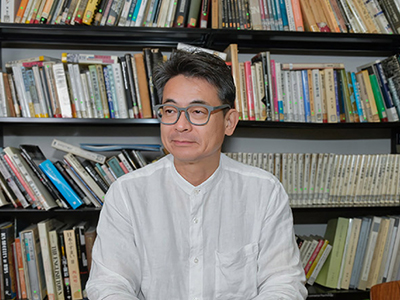大月敏雄さん< 写真
