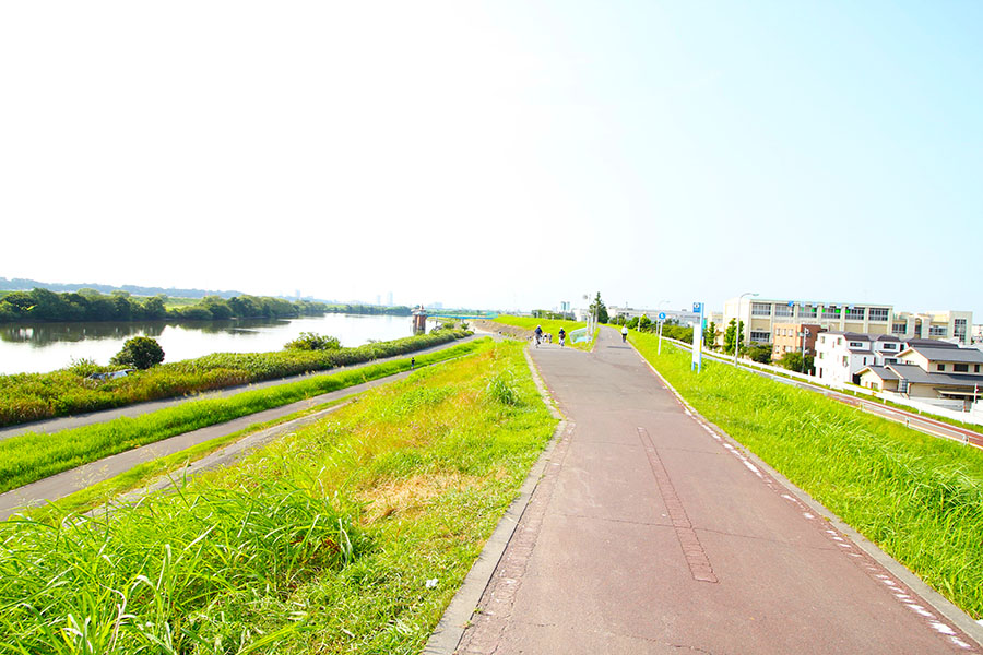 ジョギングにもぴったりな「江戸川河川敷」