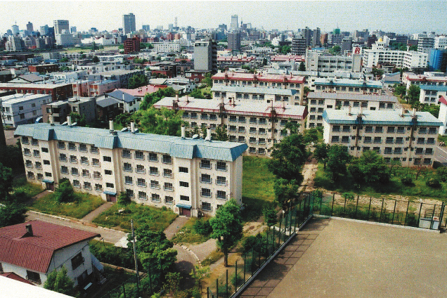 建替前の木の花団地全景の写真