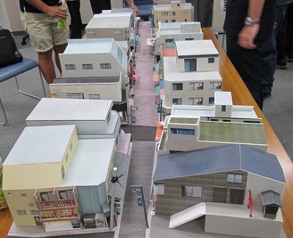芝浦工業大学志村研究室作成の商店街模型の写真