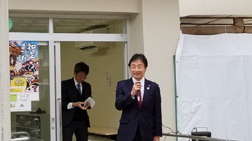 林知立市長があいさつをしている写真