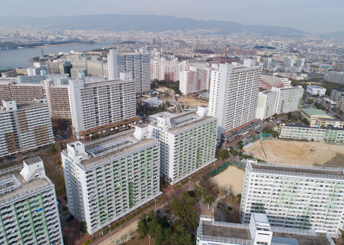 ドローンによる武庫川団地の全景写真