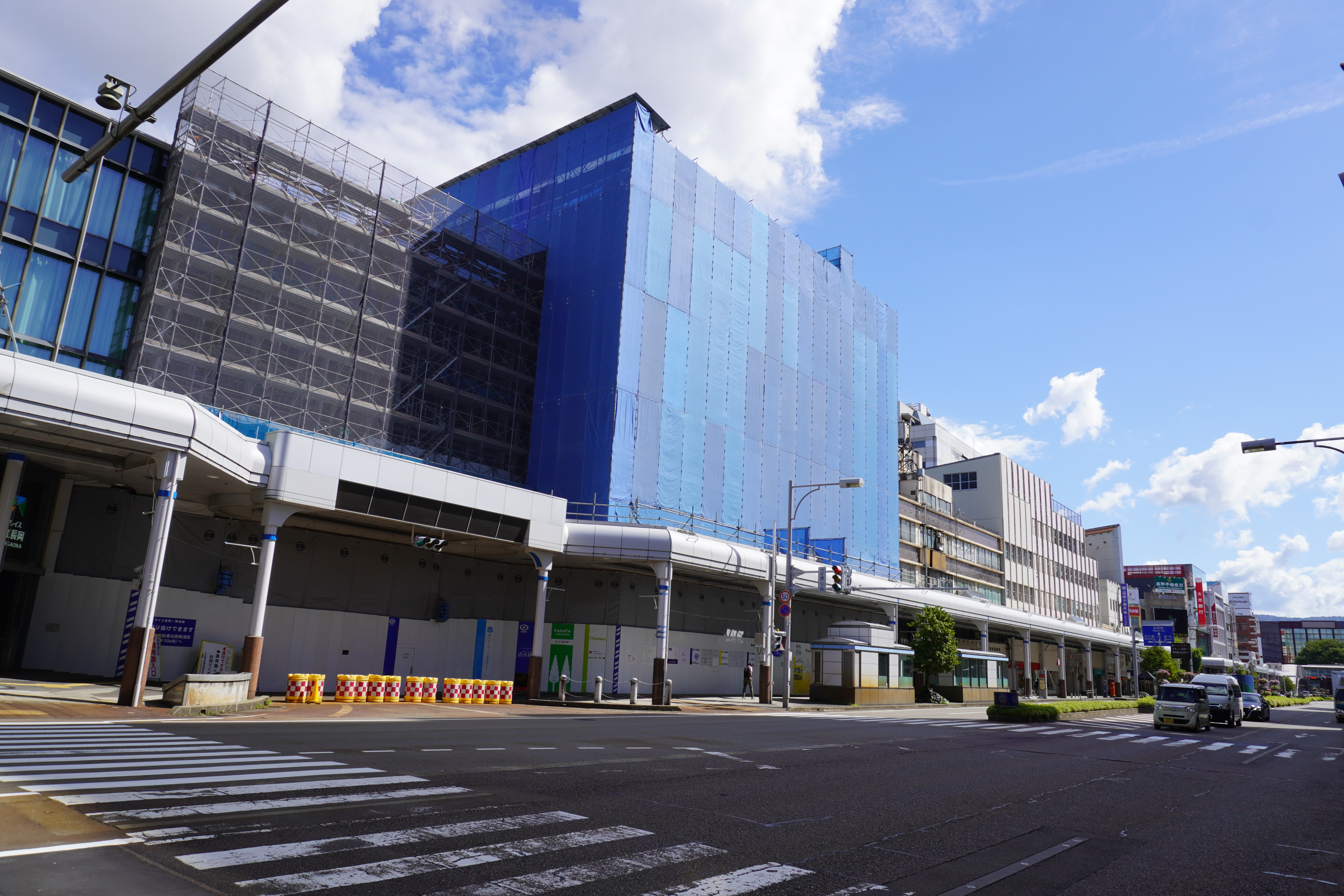 令和７年９月撮影のＢ街区建物写真