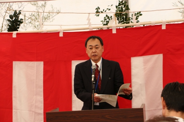 写真：事業概要説明を行う古和田福島復興支援部長