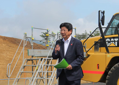 写真:佐藤町長