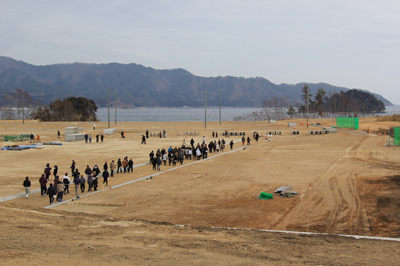 写真：見学会の様子2