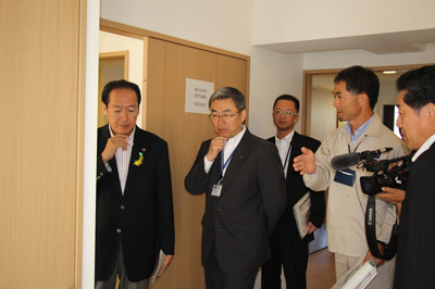 写真:戸羽市長ほか1