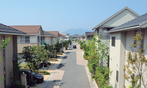 沿線沿いの街並みの写真3