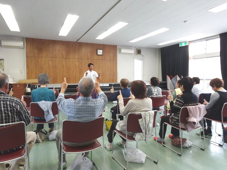 写真：平城第２－健康ヨガ体験会1