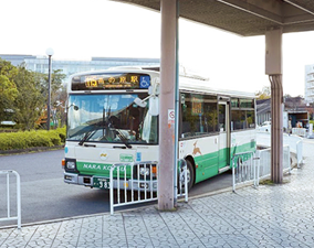 駅前バス